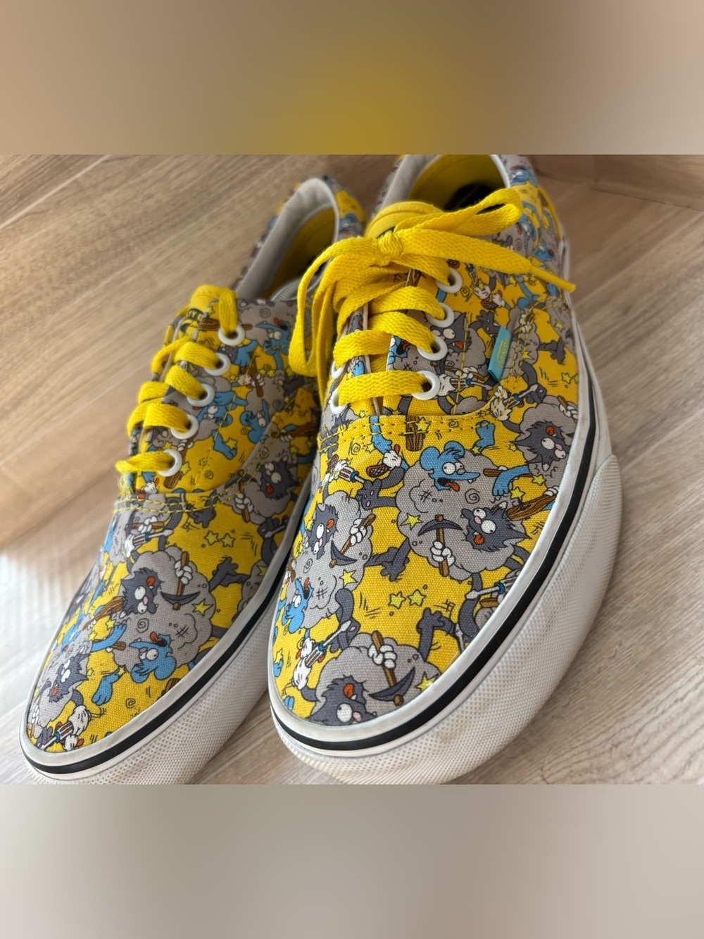 Vans x The Simpsons Itchy & Scratchy Era Shoes